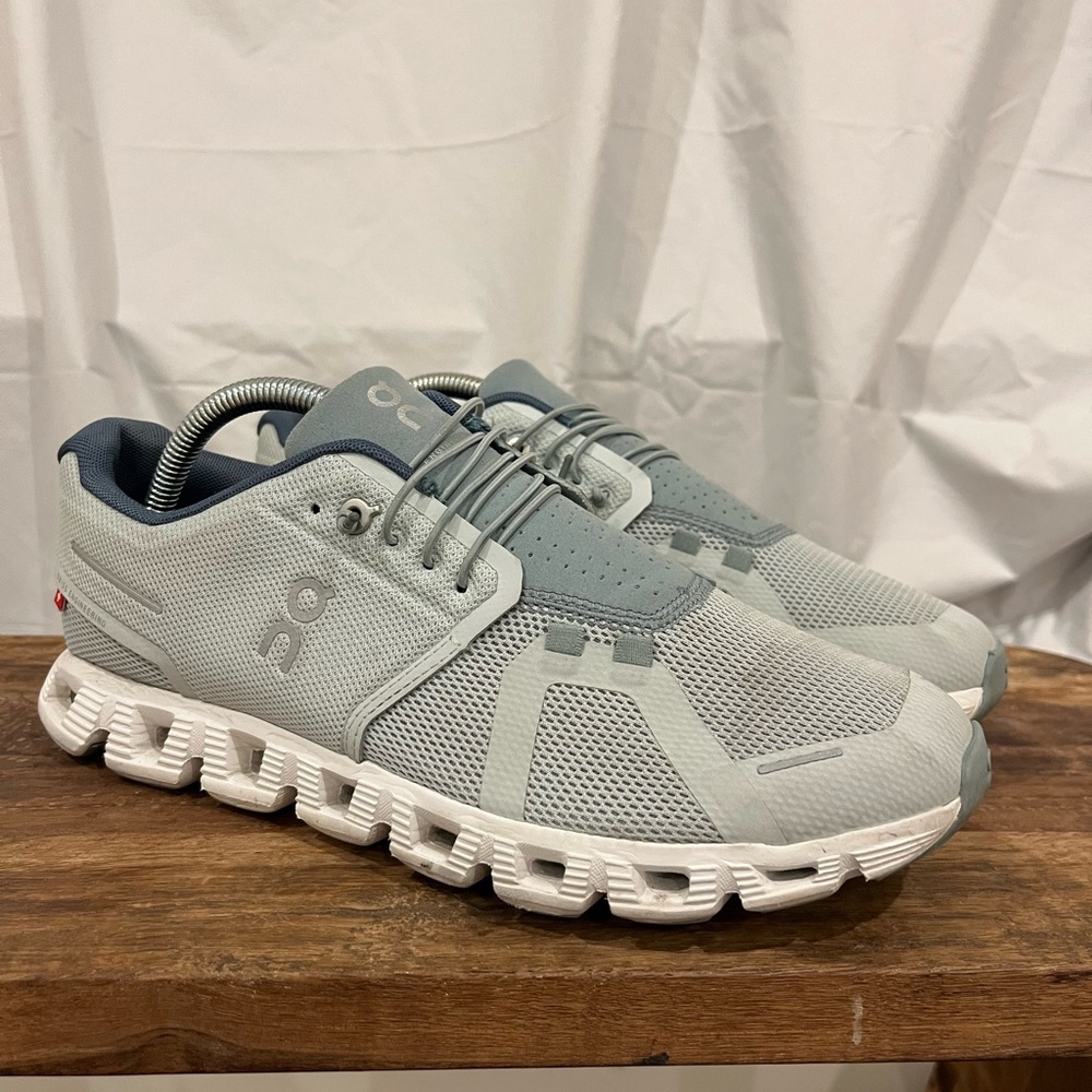 On Cloud/On Running 5 - women’s size 10